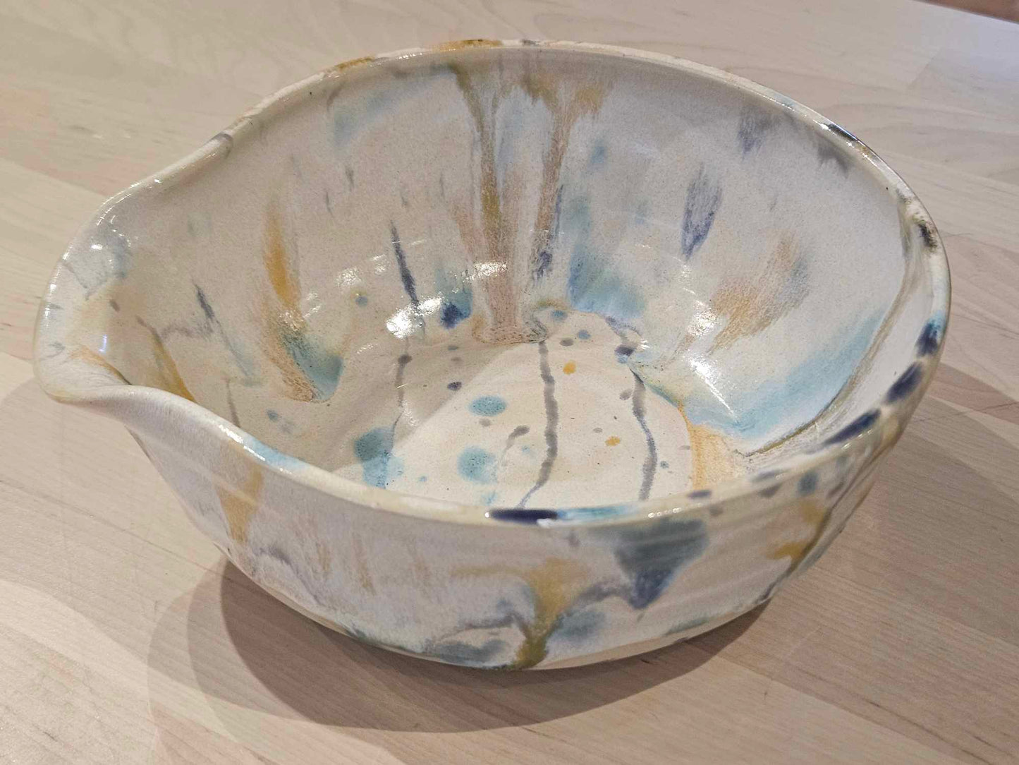 Medium Pouring Bowl